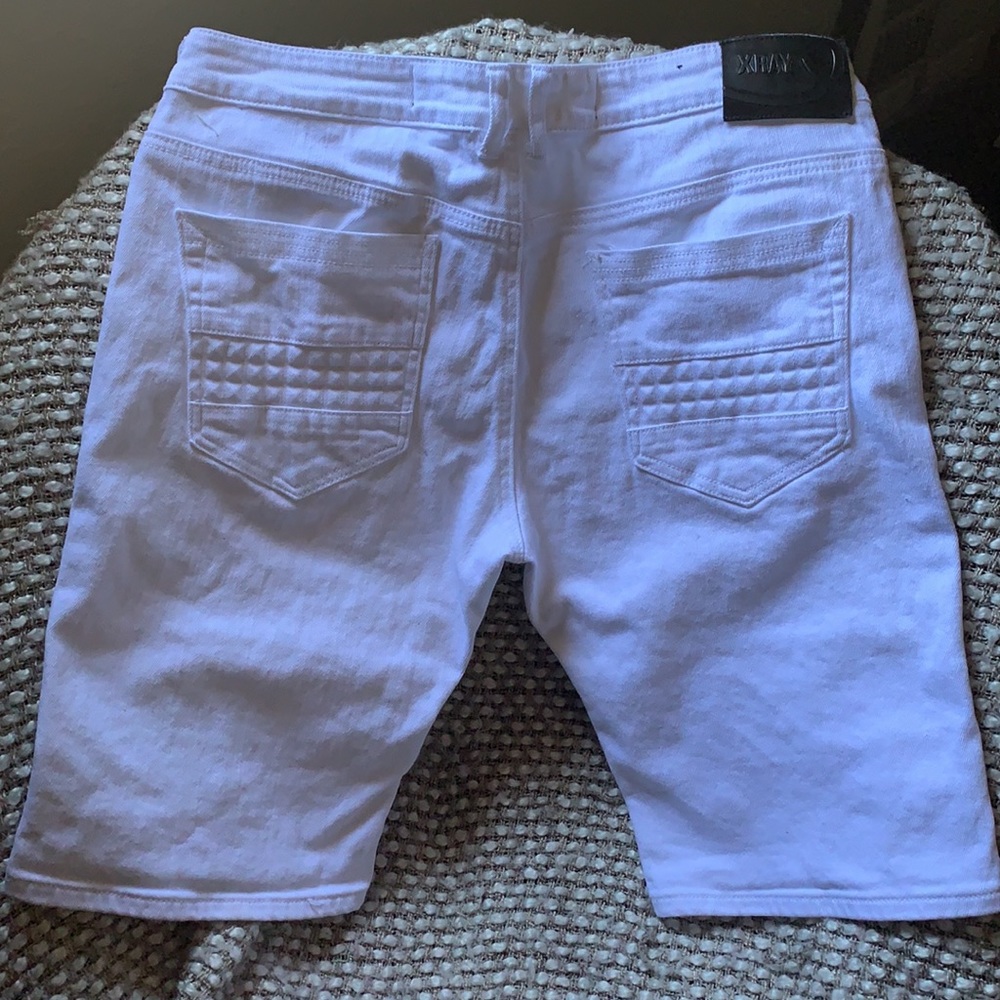 White jean shorts - Picture 2 of 3